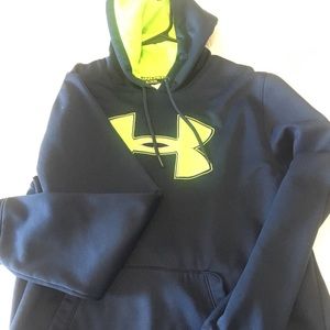 Men’s Under Armour hoodie